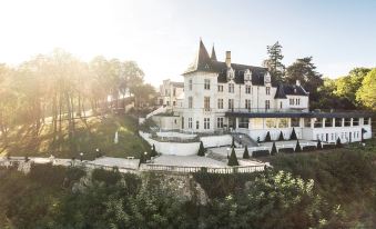 Chateau le Prieuré Saumur - la Maison Younan