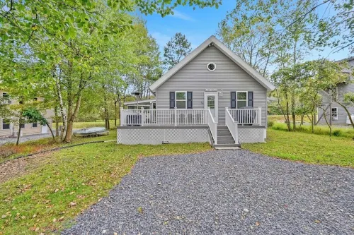 Beach/Lake Home In Towamensing Trails