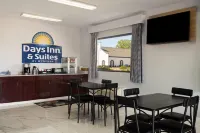 Days Inn & Suites by Wyndham Byram Hôtels à : Byram