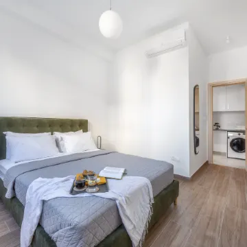 102 Mulberry Court- Bright with Large Terrace