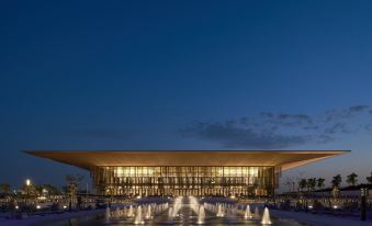 DoubleTree by Hilton Sharjah Waterfront Hotel & Residences