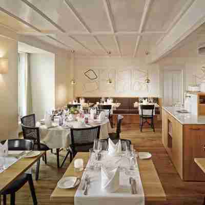 Boutique Hotel Schlossberg Dining/Meeting Rooms