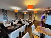Brit Hotel Confort Montauban - breakfast