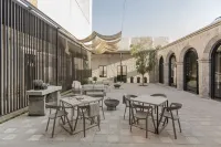 Cirqa - Relais & Châteaux Hotels in 