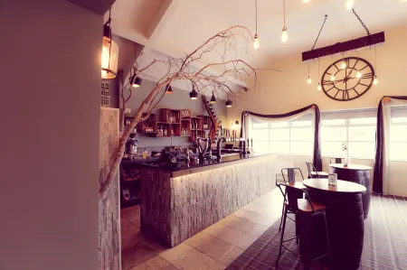 The Tavern Отели в г. Мильнторп