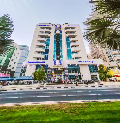 Le Paradise Palace Hotel - Suối nước nóng