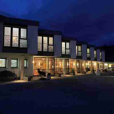 Hotel Altitude Hotel Exterior