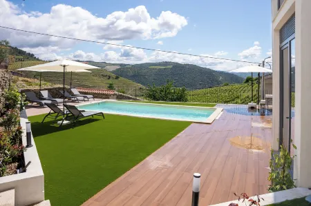 Casa Dona Edite Guesthouse Douro Отели в г. Вилар-де-Масада