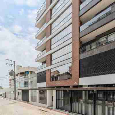 VFR Estudios proximos a praia de Bombas Hotel Exterior