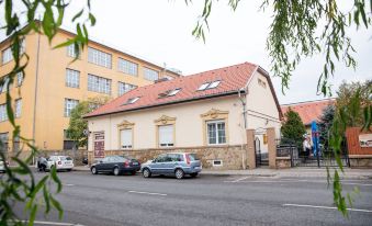Hotel Karin