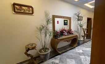 Midways Guest House and Hotels