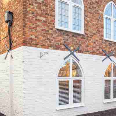 Charming 2 Bed House in Tewkesbury Centre Hotel Exterior