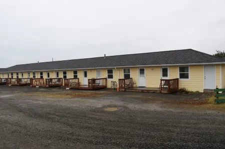 The Lowtide Motel Отели в г. Копалис Бич