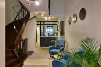 โรงแรม รูสโซ พลัส