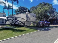 Nobby Beach Holiday Village - parking