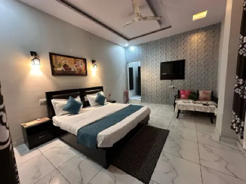 Tulsi Inn Hotels in 