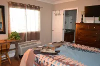 Smoky Mountains 107 2Bd Condo with Fireplace 2 Bedroom Home by RedAwning