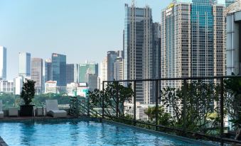 Luxurious 3Br Apartment at FX Residence Sudirman