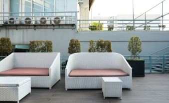 Luxurious 3Br Apartment at FX Residence Sudirman
