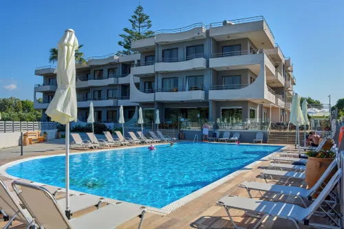 Ivory Serenity Hotel - 주차장