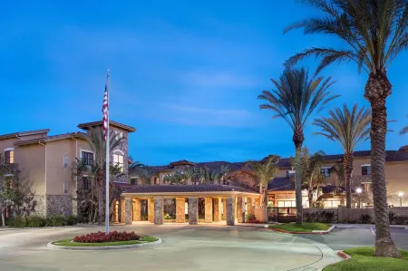 Residence Inn Camarillo Отели рядом с достопримечательностью «McGrath Family Farm»