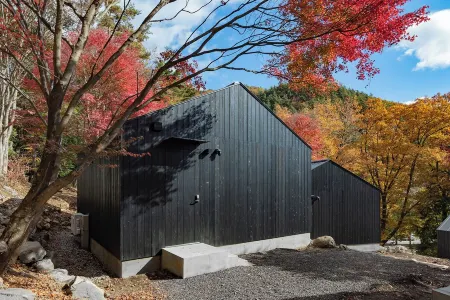 Village X KAWAGUCHIKO Отели рядом с достопримечательностью «Misakatoge Tenkachaya»