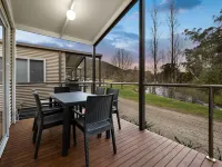 Bright Riverside Holiday Park Hotels in Bright