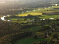Glamping Tent in Tranquil Park Hotels in Dalfsen