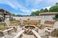 Starlite Resort Hotels in Saugatuck
