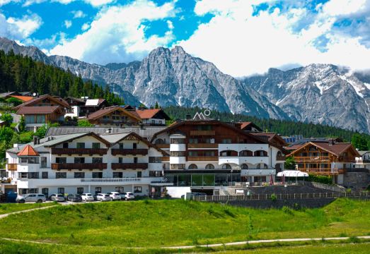 5. 마운틴스 호텔..