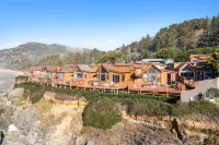 Hot Tub and Amazing Views - Stunning Oceanfront Hideaway