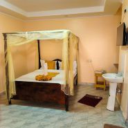 Jacaranda Luxury Suites