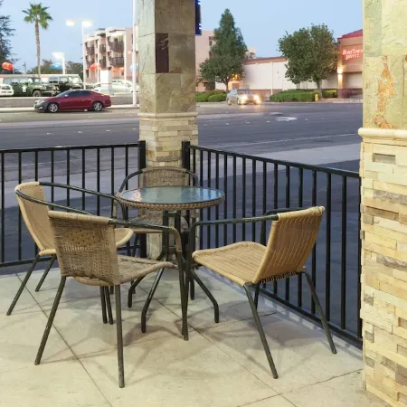 Om Park Inn and Suites El Cajon near San Diego