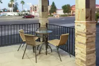 Om Park Inn and Suites El Cajon near San Diego - parking