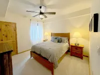 3Br Condo w/ Pool, Downtown, Easy Shuttle Access, Across from the Event Center.
