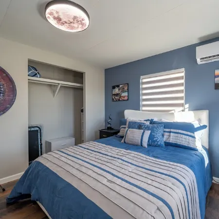 Secluded Western Retreat 3-bedroom house with EV Charger. Close to Death Valley