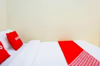 OYO Flagship 90723 Berlima Guest House Syariah Hotels in Pakis