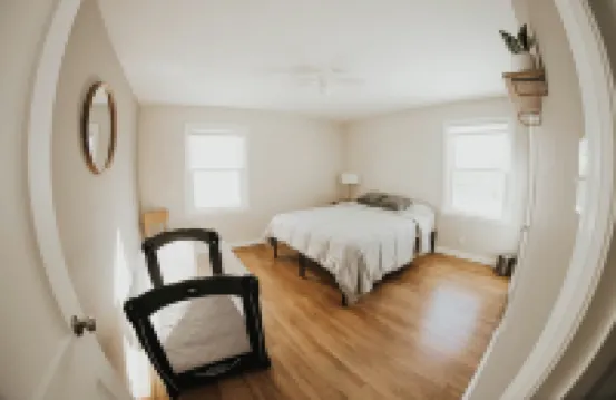 Charming Franklin House: Close to Campus, Sleeps 6