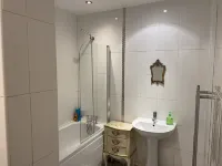 Studio - Sleeps 2 - Pets - Terrace - Parking Hotels in Macclesfield