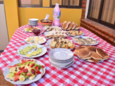 Skylake B&B Hostel マンコ・カパクのホテル