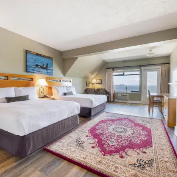 Sidney Waterfront Inn & Suites