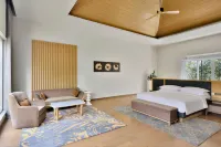 Coorg Marriott Resort & Spa Отели в г. Канданаколли