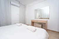 Flora Hotel Apartments