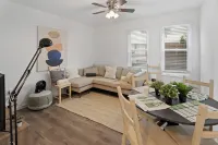 9BR Beach Block Escape – Perfect for Large Groups!