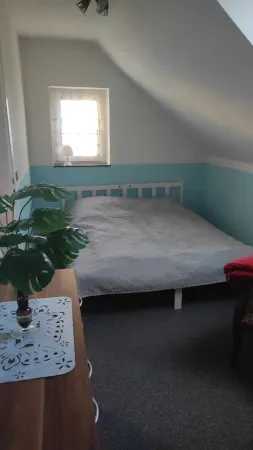 Kleine Ferienwohnung Отели в г. Цвикау