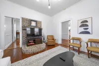 Remodeled Historical Home in Downtown Warm Springs