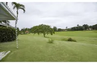 Fantastic Golf-View Villa. W/ Jacuzzi, Maid Hotels in 