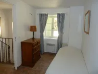 Charming 3 CH house in the countryside. Panoramic view of the Ventoux Hotels in Bedoin