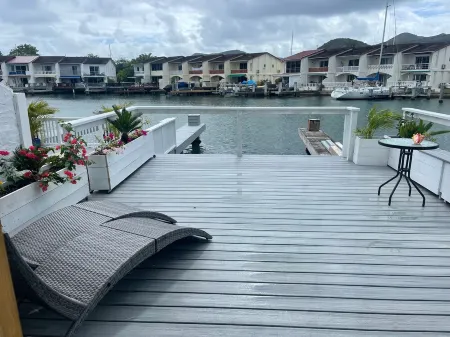 2 min Walk from Beach Luxury Waterfront Villa South Finger Jolly Harbour