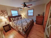 Highlands/Lake Glenville Area-Hot Tub-Mtn Stream-WIFI-Seclusion